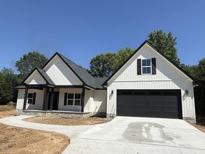 145 Covenant Drive NE