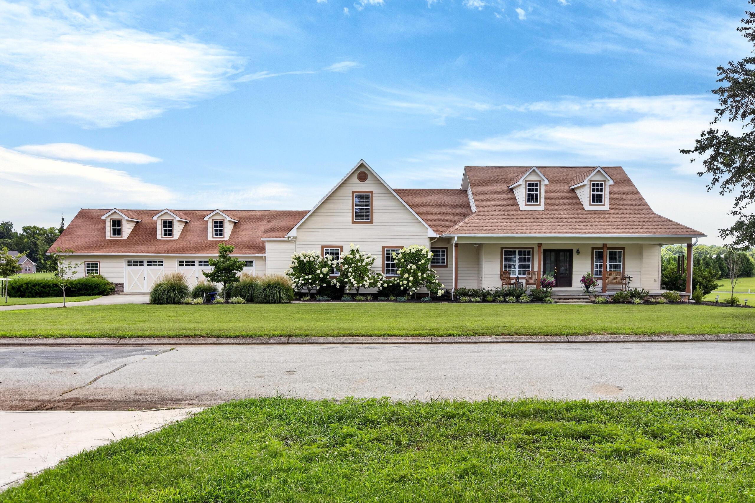 Image 1: Front of Home