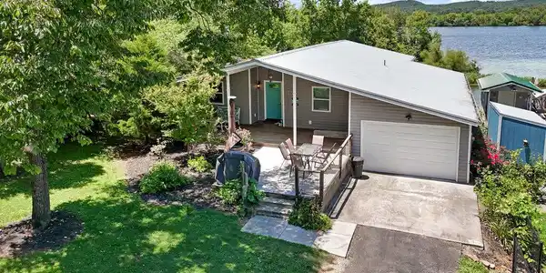 232 Kay Jennings Circle