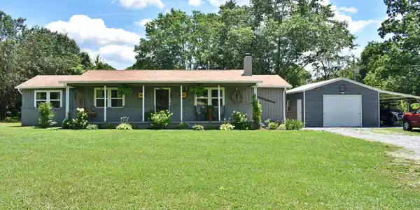 5858 Wolf Creek Road