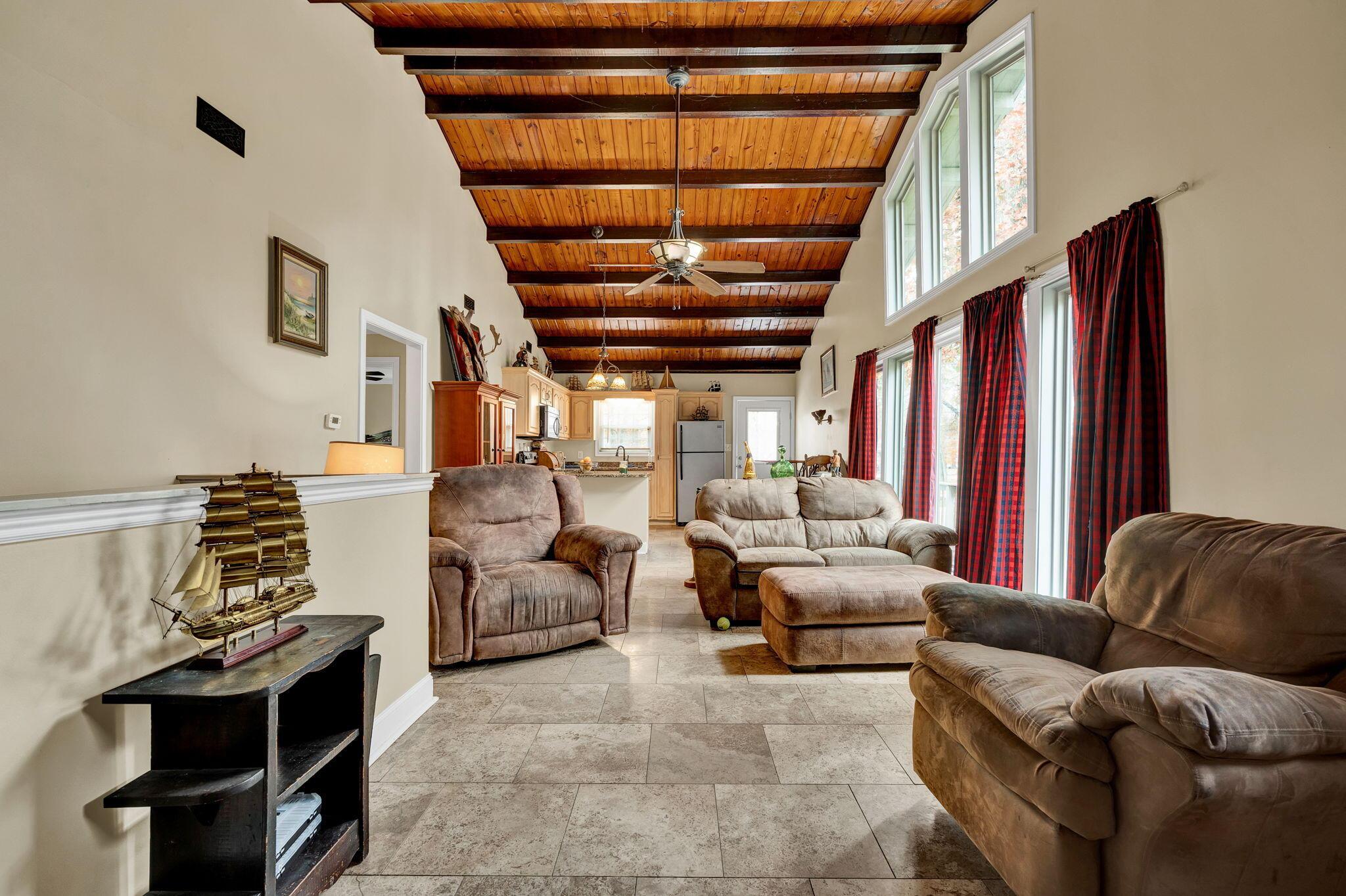 Image 2: 34-web-or-mls-DSC02334