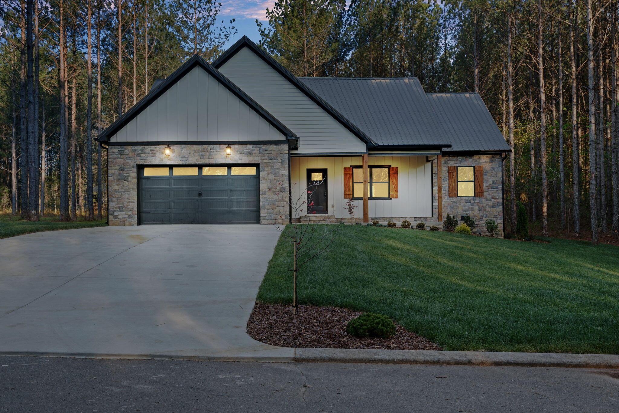 Image 2: 2-web-or-mls-211 MTN View Circle-Jacob E