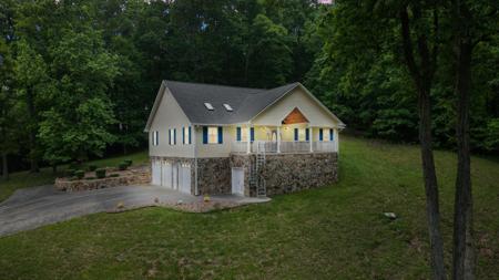 681 Pinhook Road