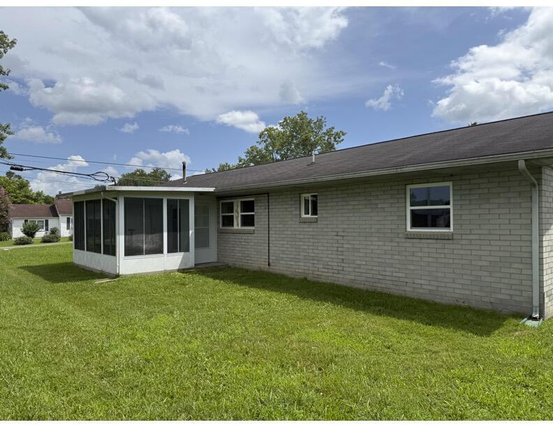 Image 3: rear2 price crl