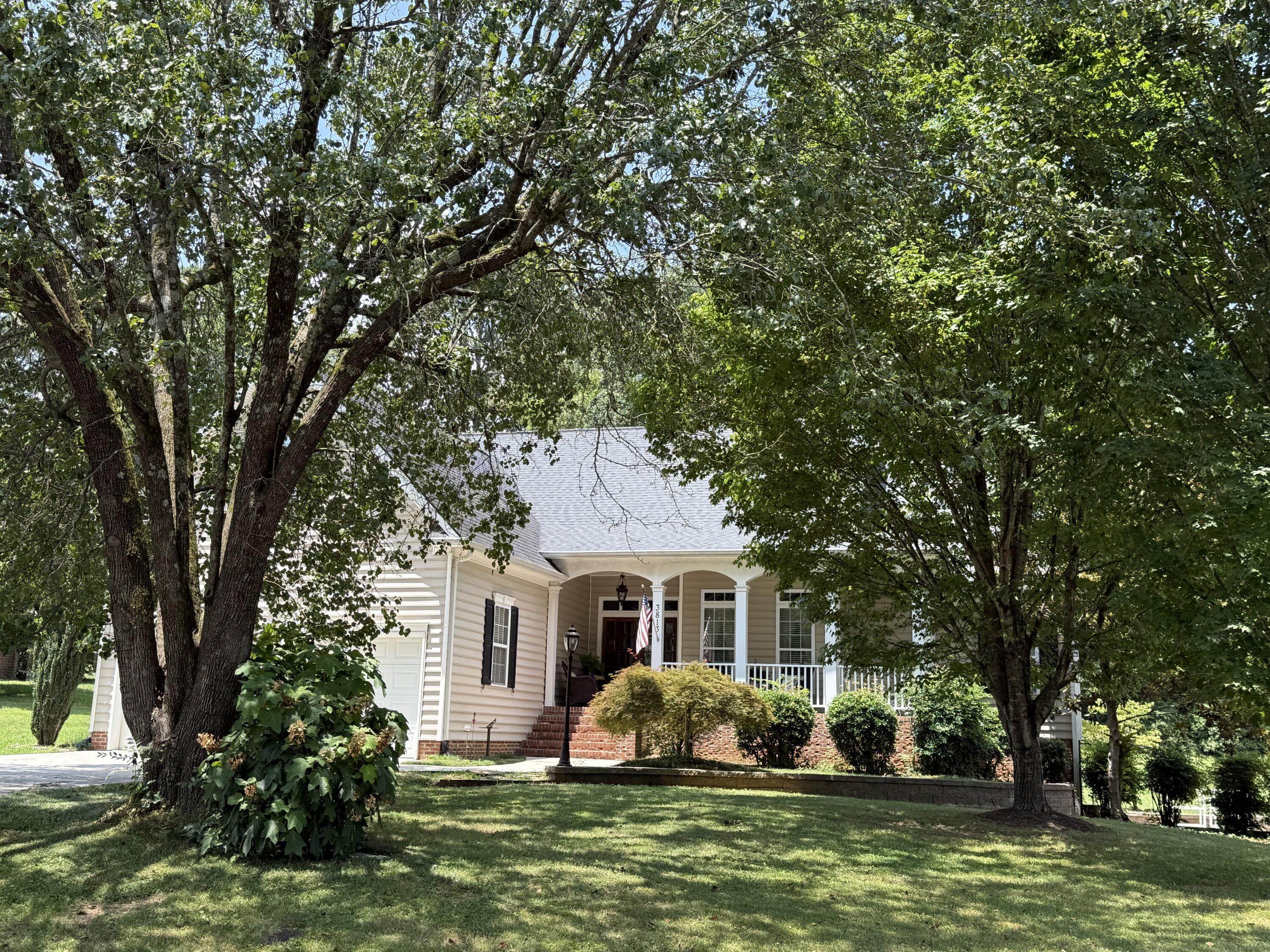 Image 2: NW shaded front view