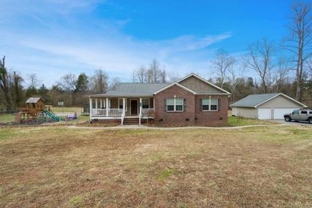 1123 Abels Valley Road