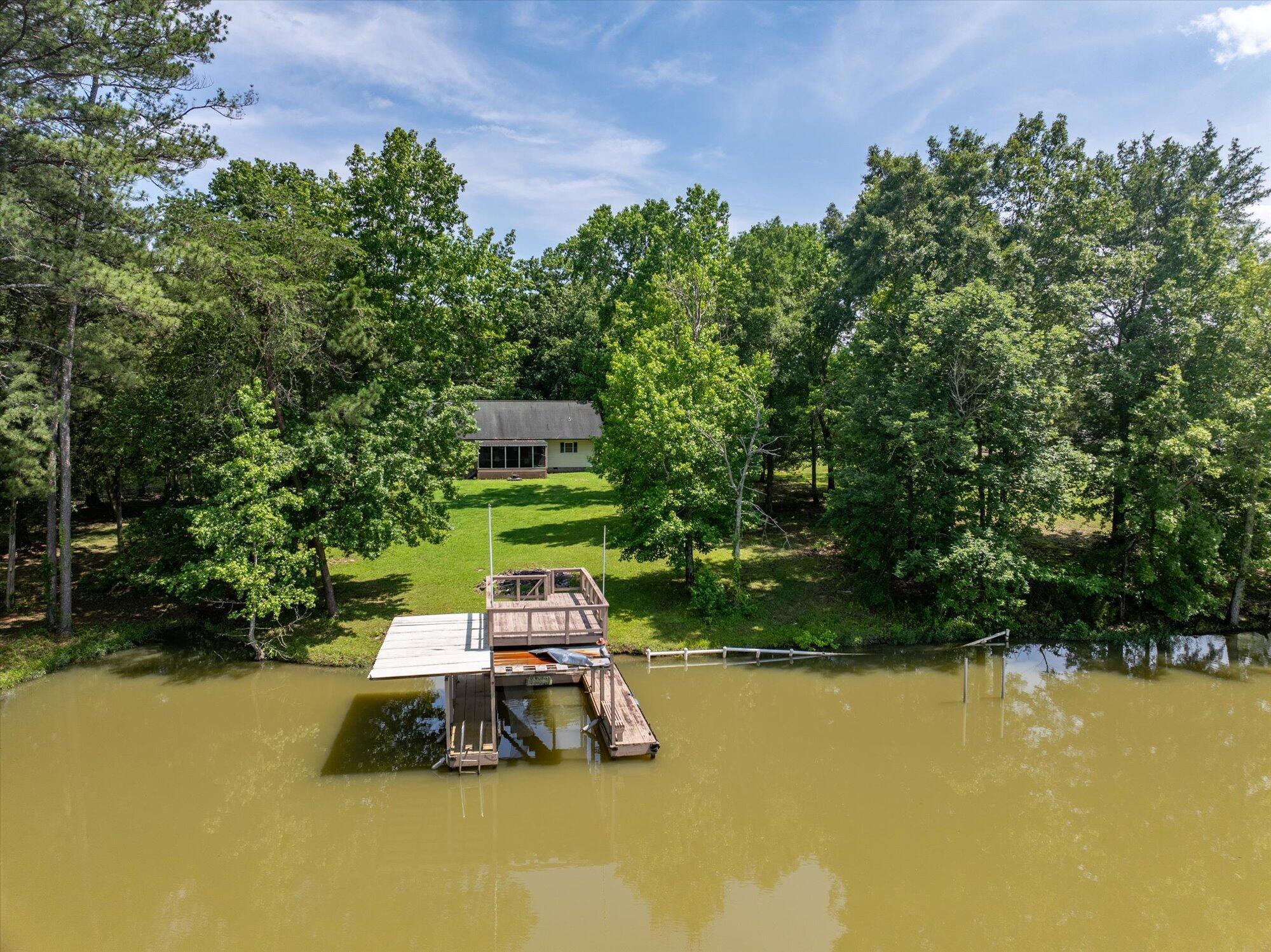 Image 3: 57-152-Hiwassee-Dr-Decatur-TN-57