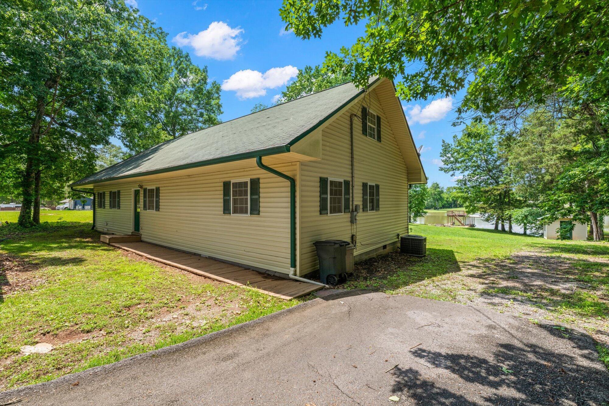 Image 4: 05-152-Hiwassee-Dr-Decatur-TN-5