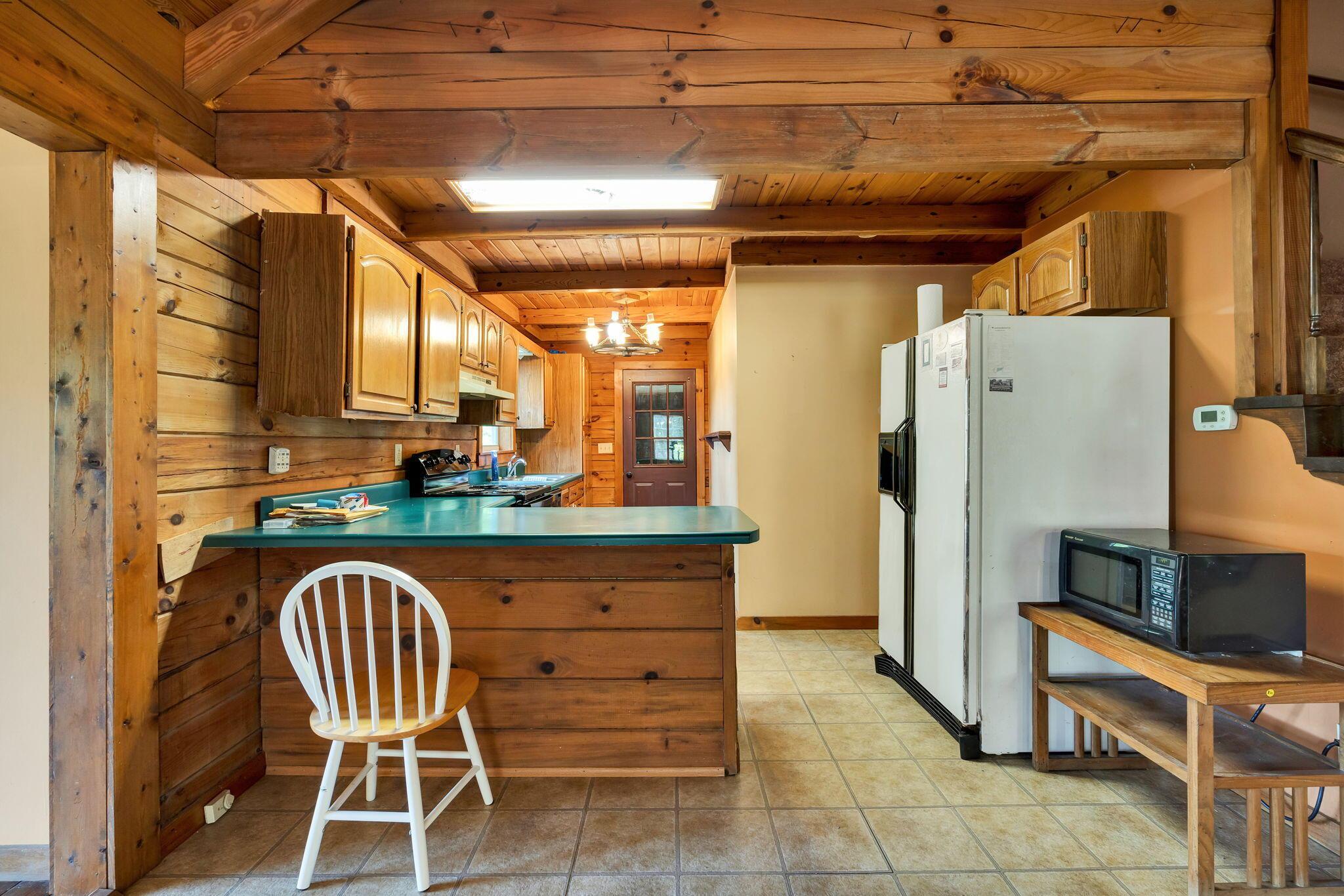 Image 4: 20-web-or-mls-DSC04385
