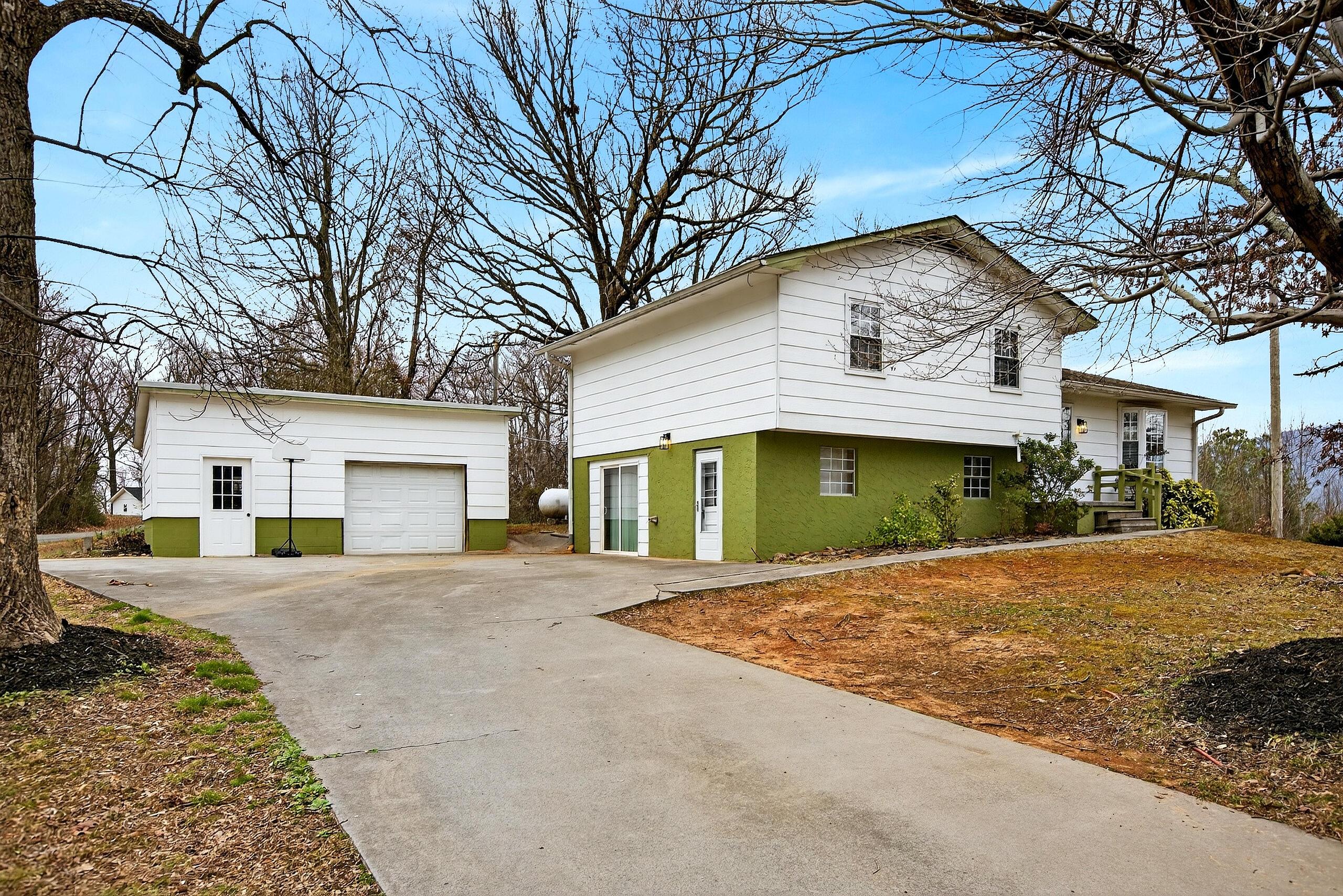 Image 3: 004_349A2498