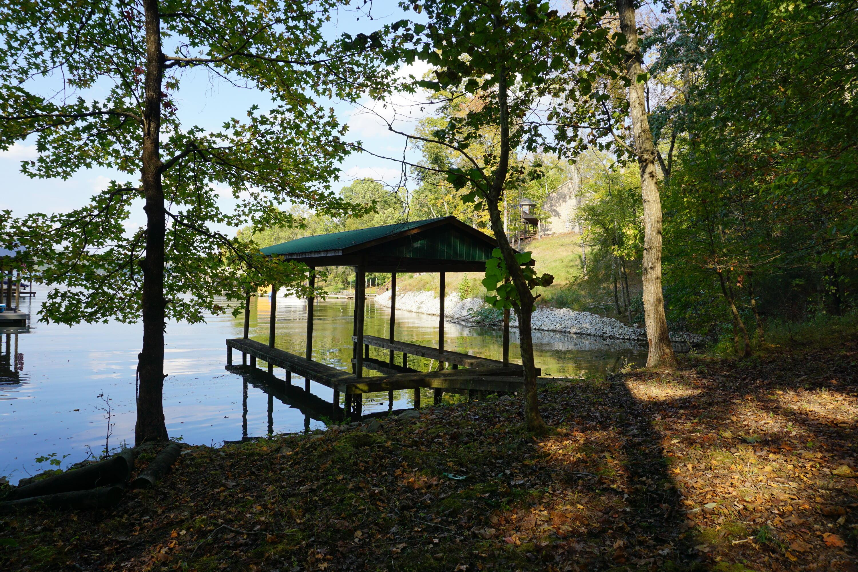 Image 3: Watts Bar Photo 3