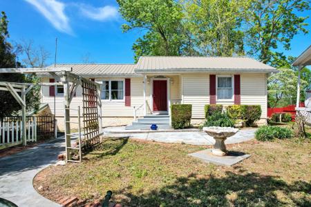 691 Lakehaven Circle