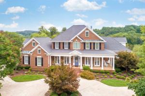 245 River Pointe Drive NE