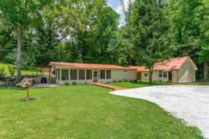 433 N Bowman Road