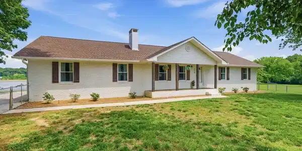 318 Sunset Estates Drive