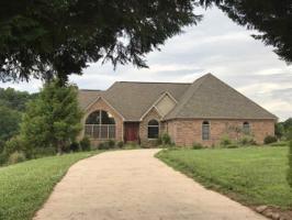345 River Pointe Circle NE