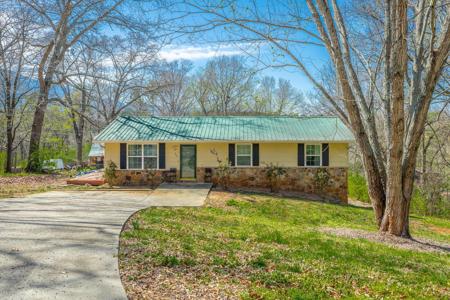 182 Woodbine Drive