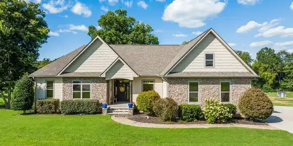 909 Fisher Road