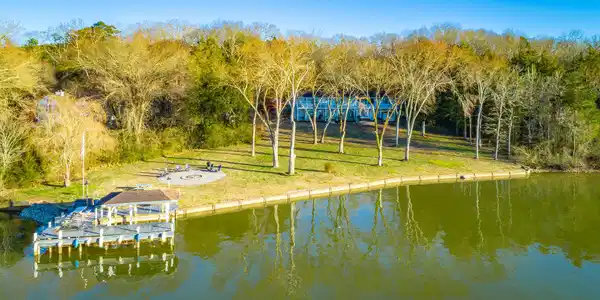 5717 Island View Drive