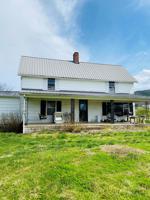 104 Hereford St