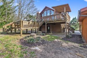 167 Riverbend Trail NE