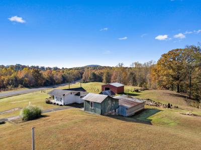 3557 Dayton Mountain Hwy Highway
