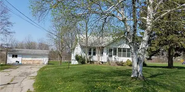 512 E Silverbell Road