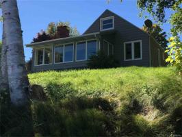 3238 N LAKESHORE
