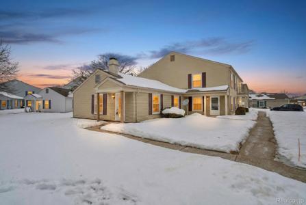 3027 Maplewood Court