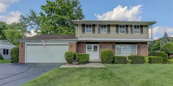 6788 WELLESLEY