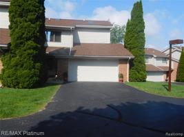 2243 N LONG LAKE Road