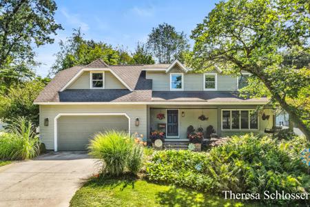7976 Pine Edge Court