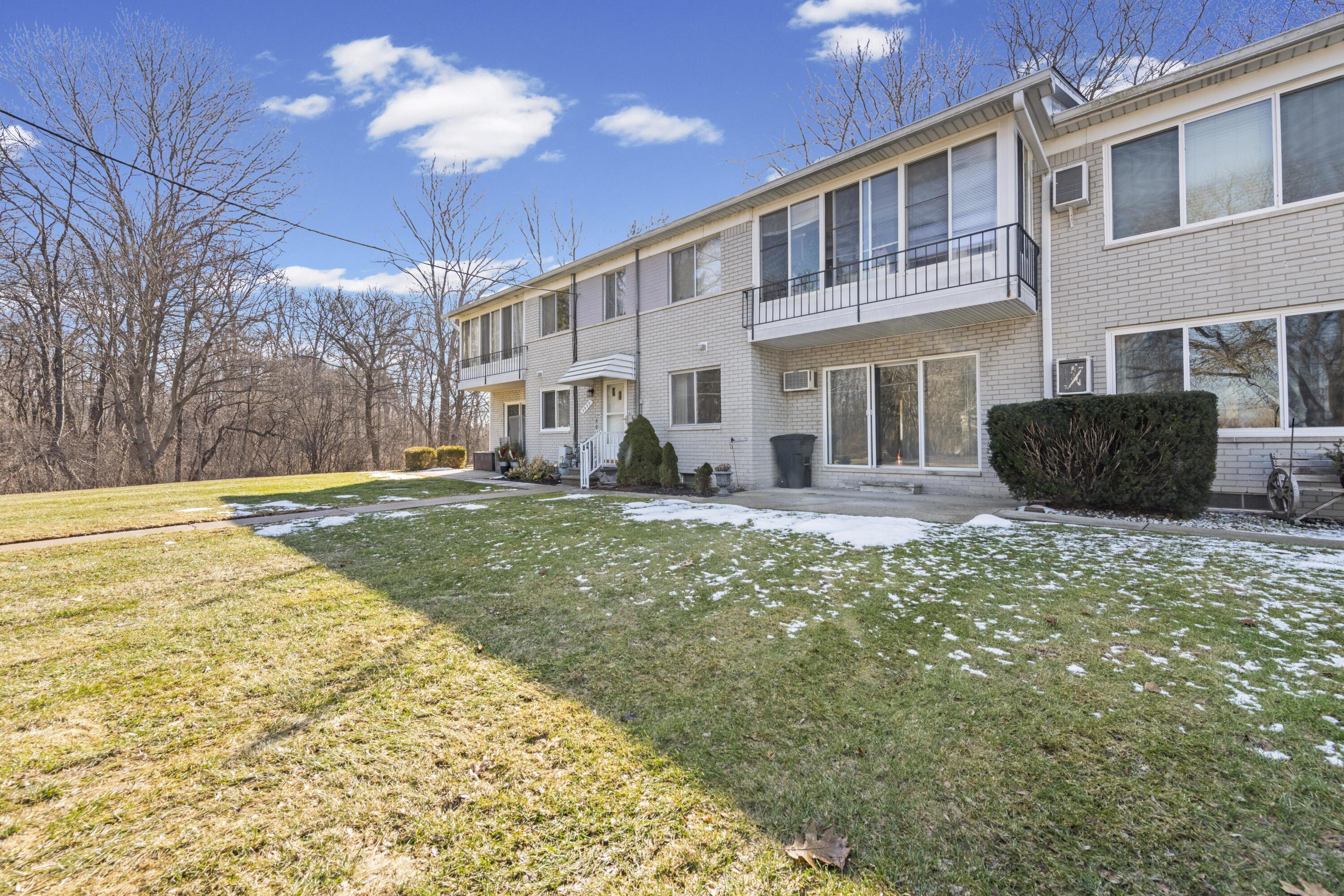 Image 2: 5955 Alan Drive Building 4 Unit 61-HD Dr