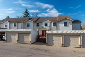 4992 OAK HILL Drive