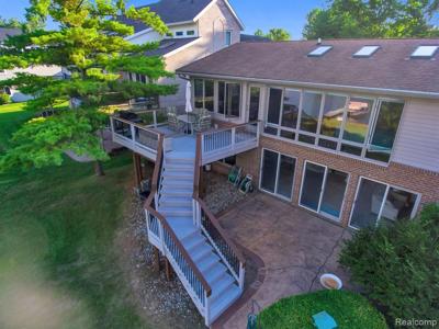 8200 PINE RANCH Drive