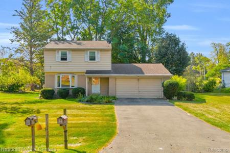 1874 Hopkins Drive