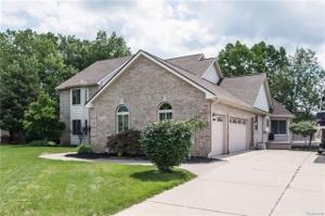 9065 HURON BLUFFS Drive