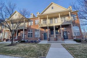 450 BOARDWALK Drive