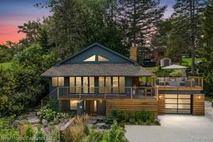 6739 COLONY Drive