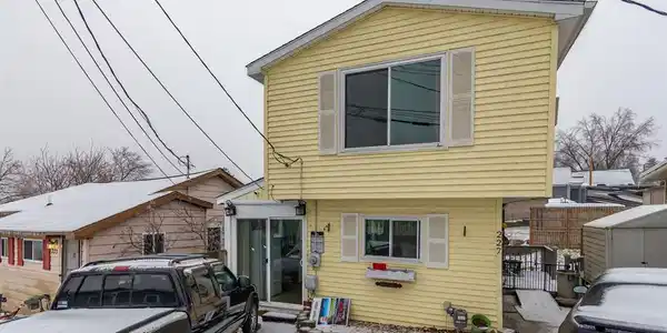 227 LOOKOUT Lane