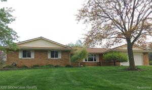 5530 LEAFWOOD DR Drive