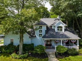 35 Streamwood Drive