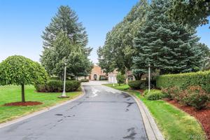 3659 River Road N Road