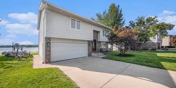 120 PAULA Drive