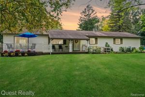 605 HOLLY BUSH Drive