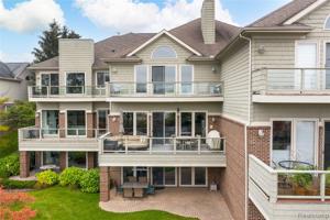 3794 PINE LAKE KNOLL Drive