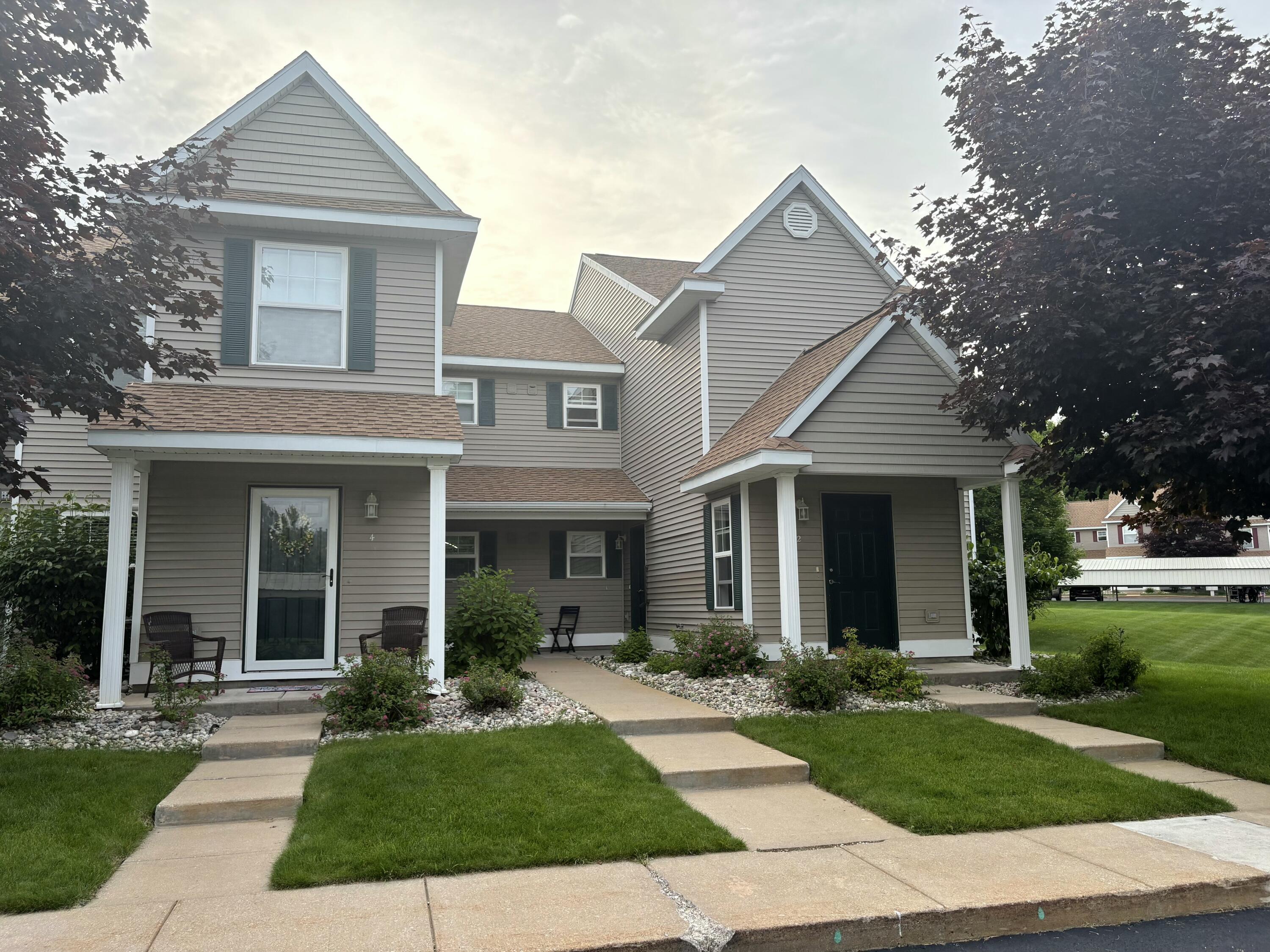 Image 1: Apt 1 Center 1st Floor Unit