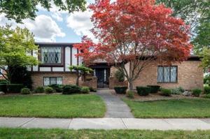1852 Smallbrook Drive