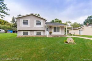 1800 LA SALLE Boulevard
