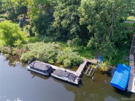 3624 Lakeview Drive